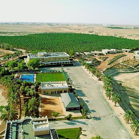 Al Malfa Resort Unaizah Ngoại thất bức ảnh