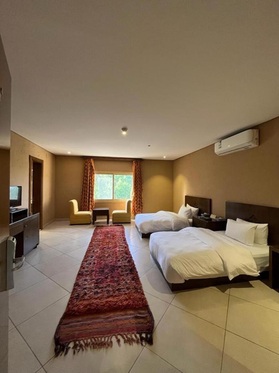 Al Malfa Resort Unaizah Ngoại thất bức ảnh