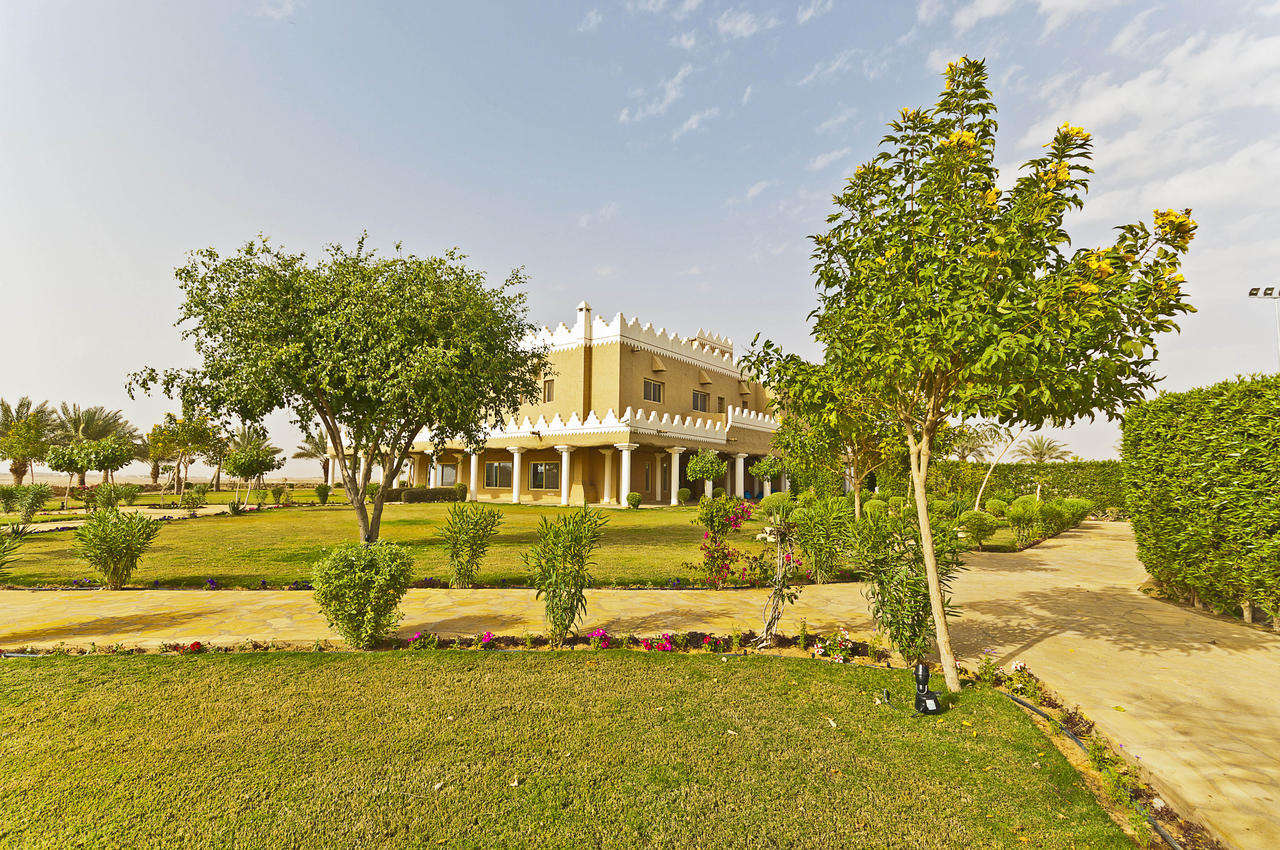 Al Malfa Resort Unaizah Ngoại thất bức ảnh